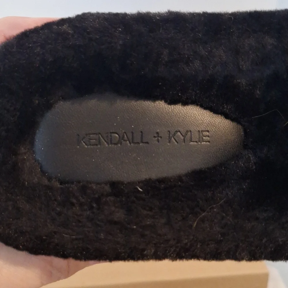 Kendall + Kylie Black Fuzzy Slide Sandals Size 9